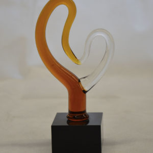 Sculpture en verre jaune