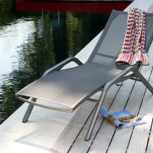 Bain de soleil empilable YOLO