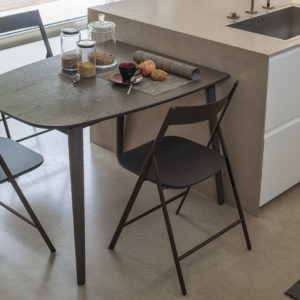 TABLE TONNEAU RIBOT